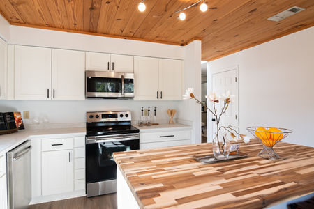 359 River Plantation Rd 1800px-29