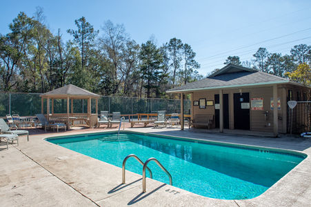 359 River Plantation Rd 1800px-53