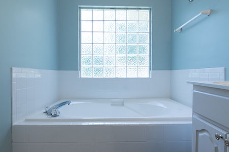 912 Parkview-29