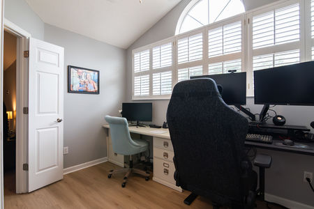 912 Parkview-34