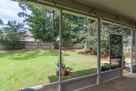 912 Parkview-40