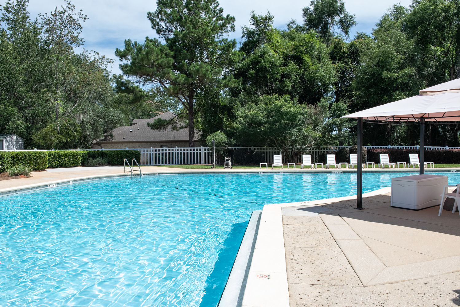 912 Parkview-49