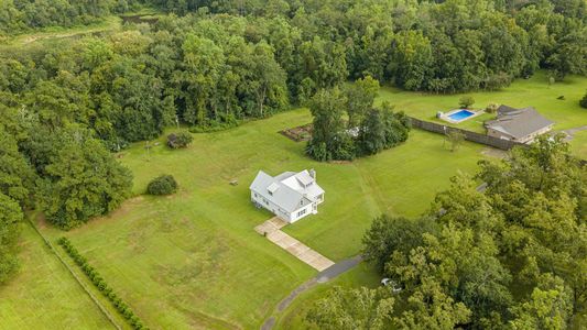 Aerial_Medium Wide_2