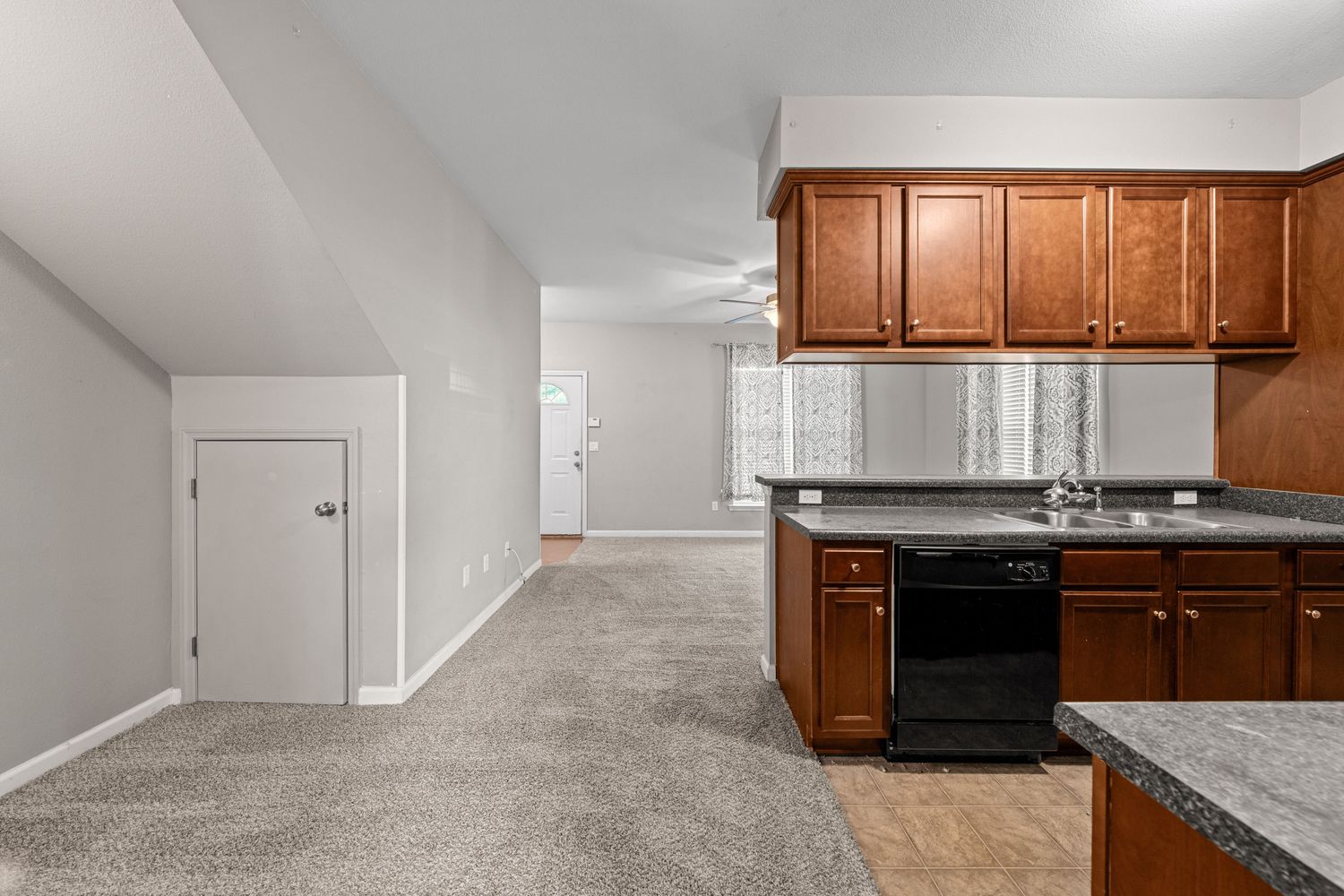 10. Kitchen