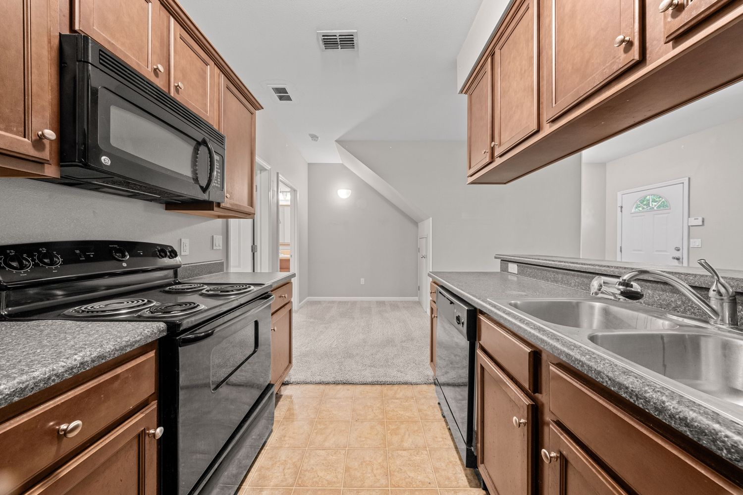 12. Kitchen
