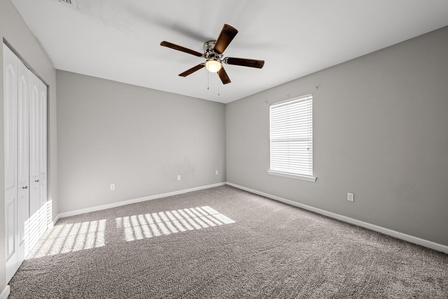 20. Primary_Bedroom