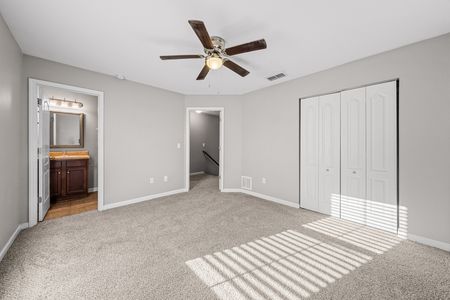 21. Primary_Bedroom