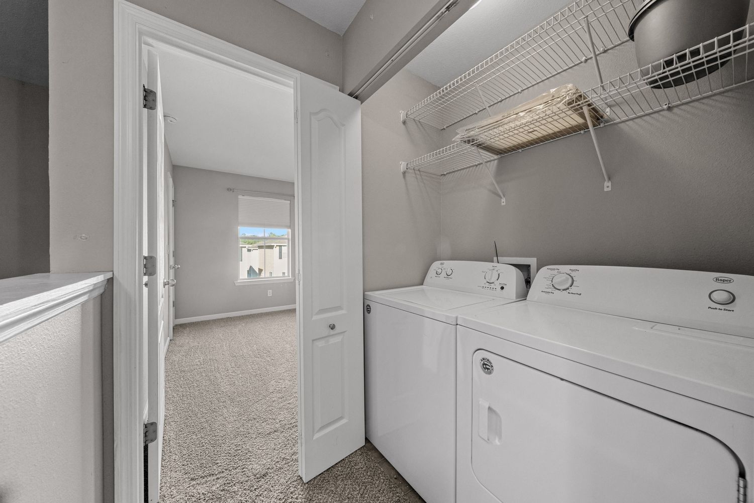 23. Laundry_Room