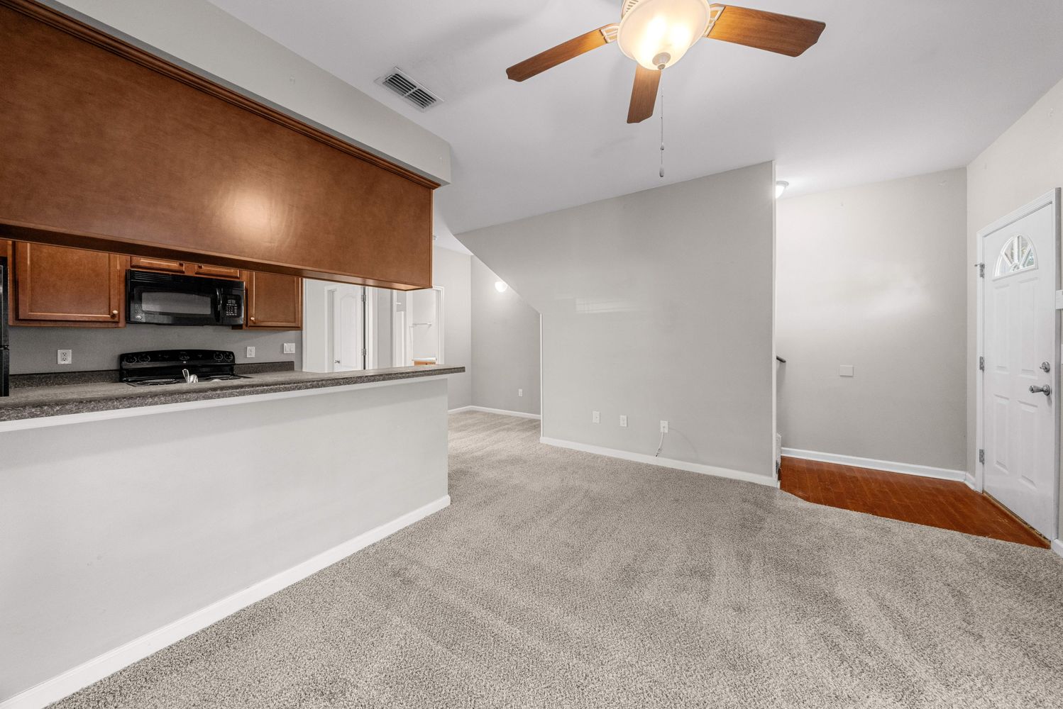 7. Living_Area_Kitchen