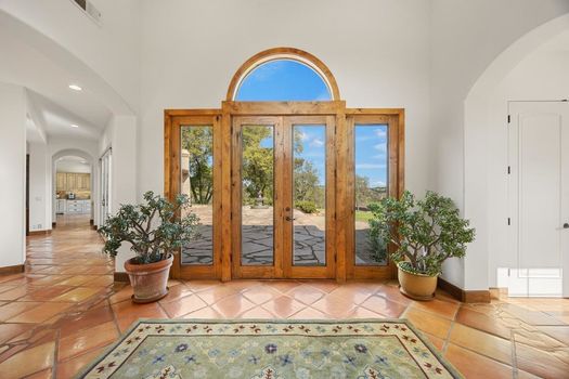 10e469ed-68e8-413e-b1ae-e610787c3b3a