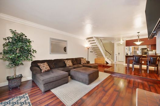 275b7e7e-ce60-432c-a716-e69058da72c0