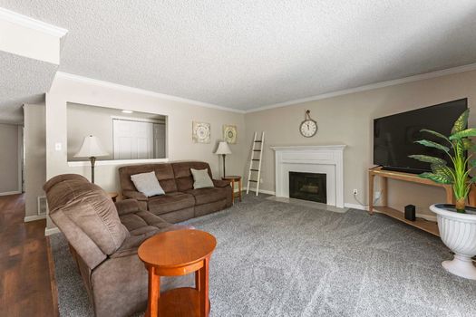 430b8d3c-ad63-42a3-a6c3-c6e13f694249