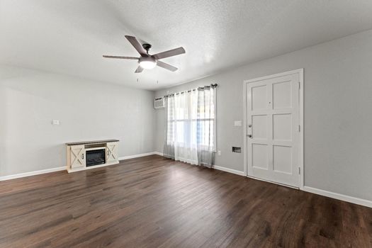 55795708-038a-434c-b90b-43e5ebb51d85