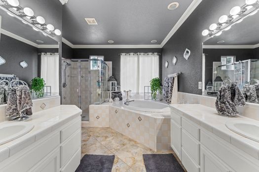 9a49bc9b-1127-4a40-8db5-eef5e529c03e