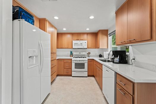 a3b8af28-90ec-430a-b026-3ae191c1193e