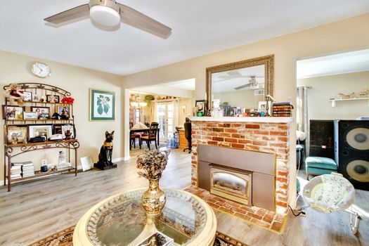 ab69c5a3-6320-45a3-8962-3dab6f305167