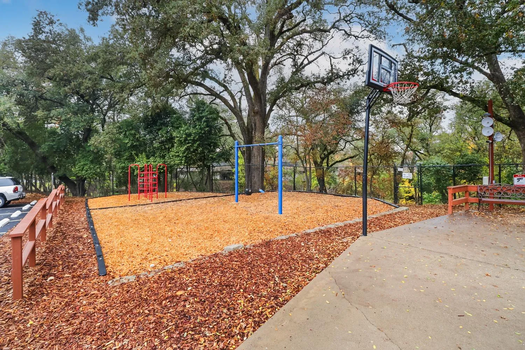 b3a60e70251f5ab603ff96b02a864d9e-uncropped_scaled_within_1536_1152