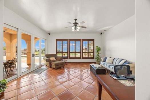 b56b898e-498b-432f-b66c-7377bbd1d4c1