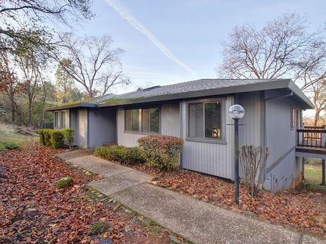 d66dee79a8b5808cc22efa66cce646c7-cc_ft_768