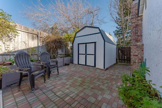 ef034135-8501-470d-97f7-51e51a14aef2