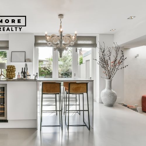 Home Hunters Are Back! Online Searches Hit 2-Year High 📈