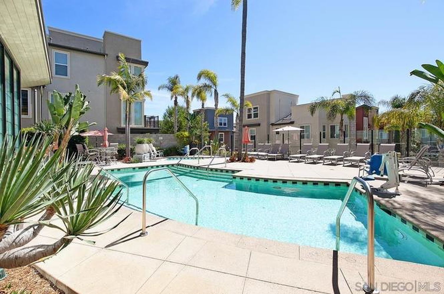 genMid.220008348_31_1