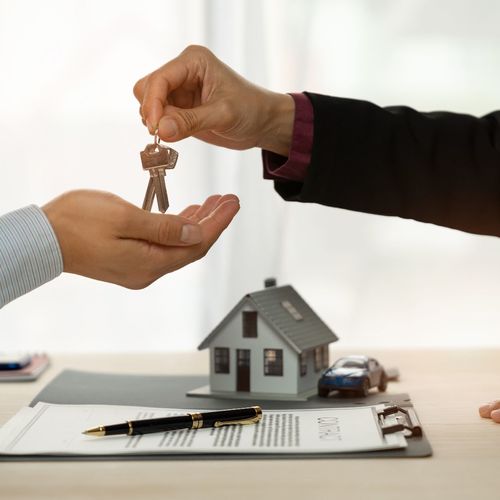 How to Win a Bidding War in Knoxville’s Competitive Housing Market