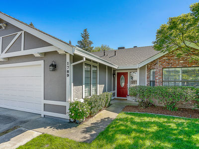 1789_VistaCreekDrive_Ext_Front_1_04