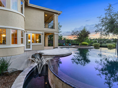 2616_OrsayWay_Ext_Rear_1_04