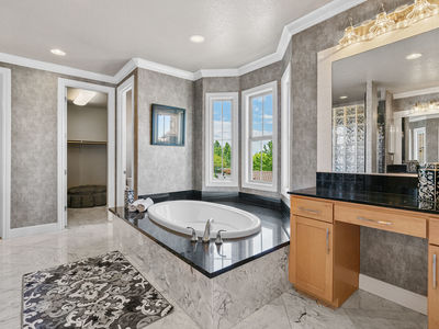 2616_OrsayWay_Int_Bedroom1_2_07