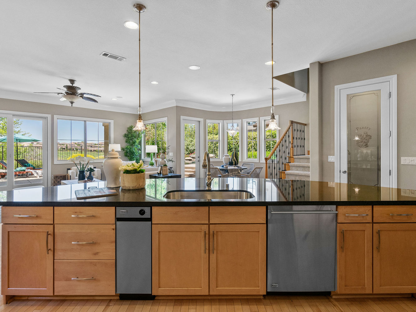 2616_OrsayWay_Int_Kitchen_2_04