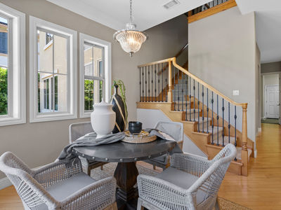 2616_OrsayWay_Int_Kitchen_2_09