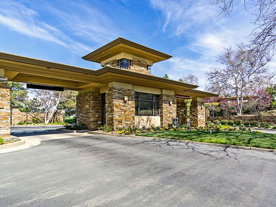 EDH_Serrano_CustomGate_03