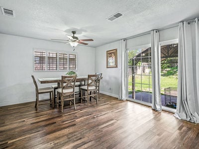 5718_SouthgroveDrive_Int_DiningRoom_1_01