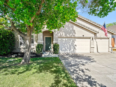 4770_ConcordiaDrive_Ext_Front_1_02