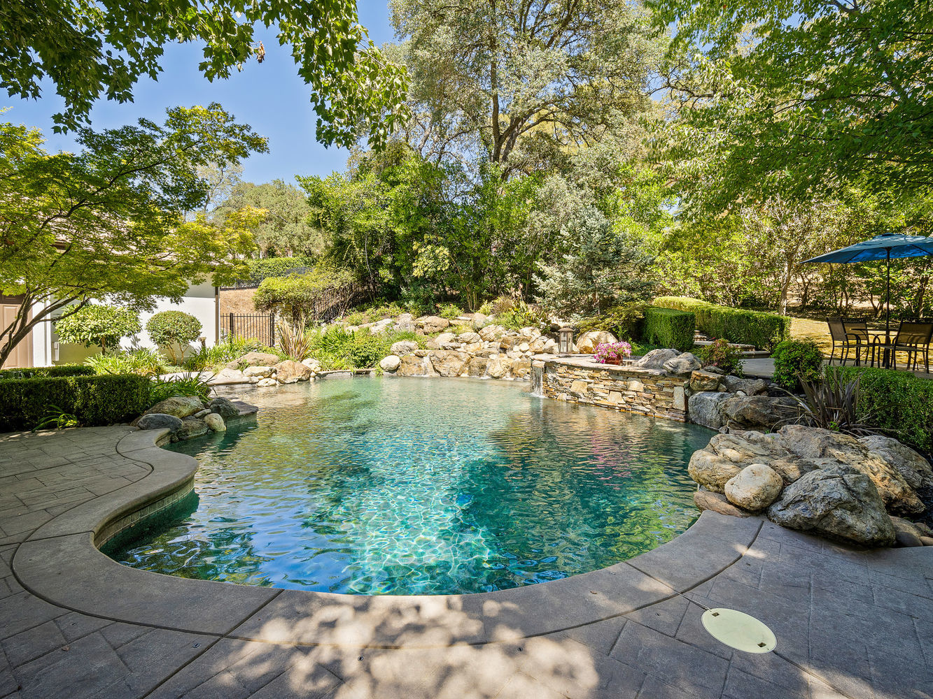 3071_LennoxDrive_Ext_Rear_1_05