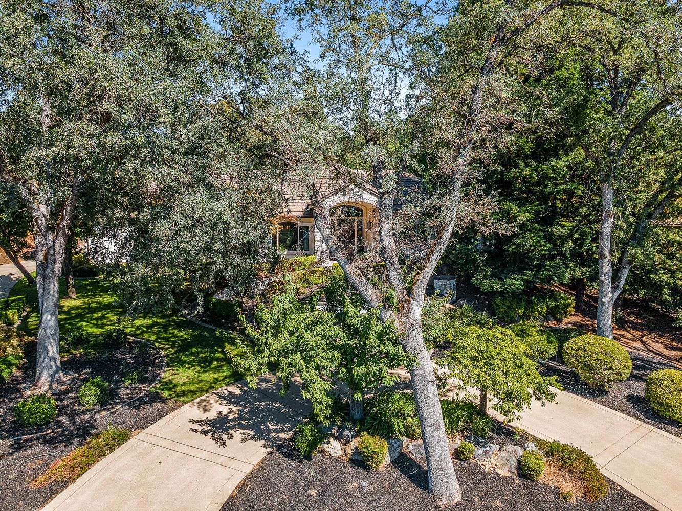 3071_LennoxDrive_ExtElev_1304