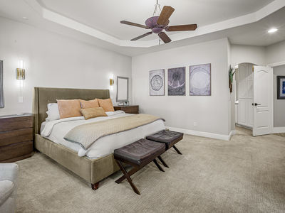 3071_LennoxDrive_Int_Bedroom1_1_02