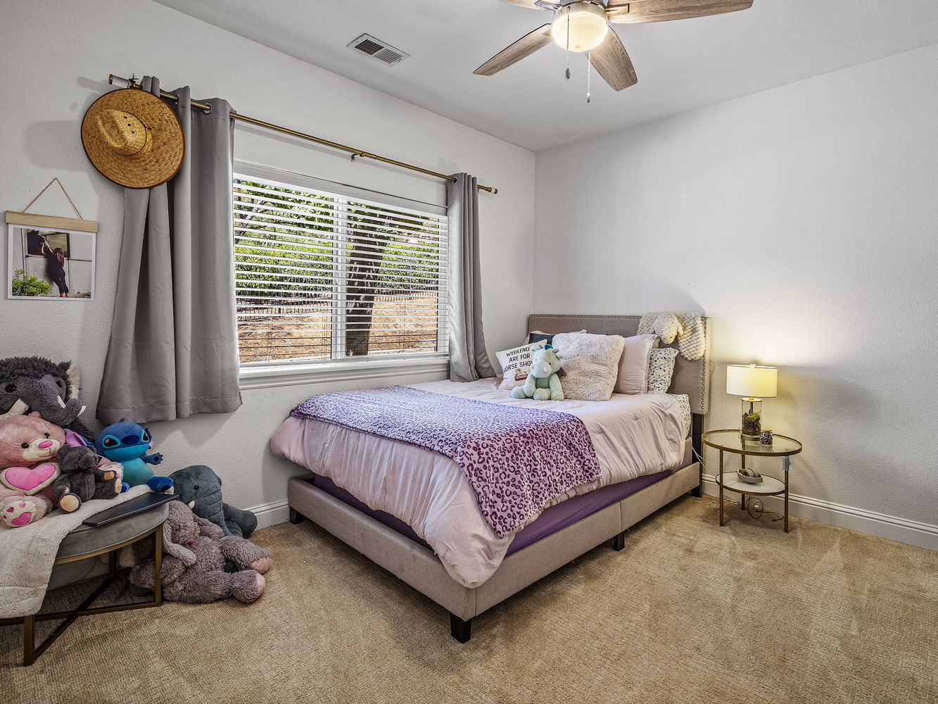 3071_LennoxDrive_Int_Bedroom2_1_01