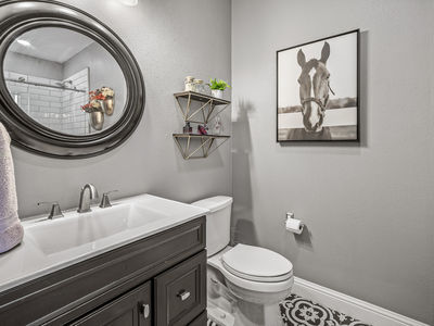 3071_LennoxDrive_Int_Bedroom2_1_02