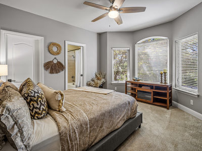 3071_LennoxDrive_Int_Bedroom4_1_01