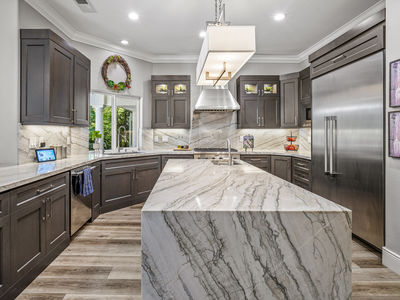 3071_LennoxDrive_Int_Kitchen_1_01