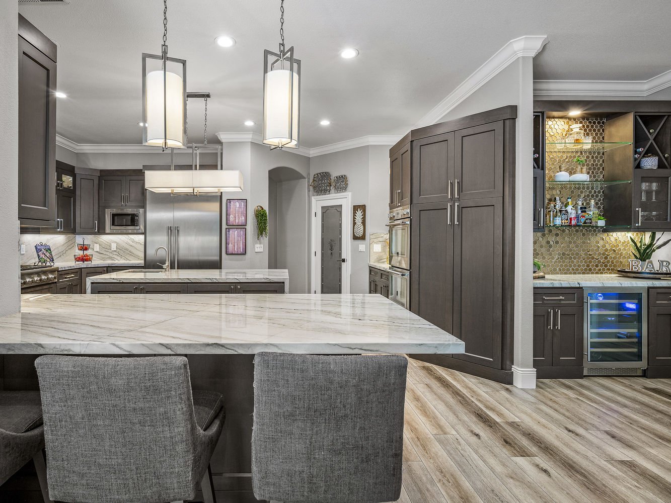 3071_LennoxDrive_Int_Kitchen_1_05