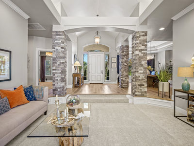 3071_LennoxDrive_Int_LivingRoom_1_03