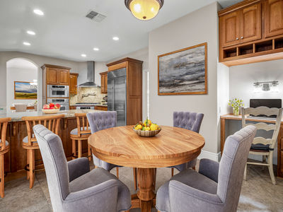 3720_WhisperingPinesLane_Int_Kitchen_1_05_Staged