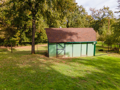 1999_LakehillsDrive_ExtElev_1321