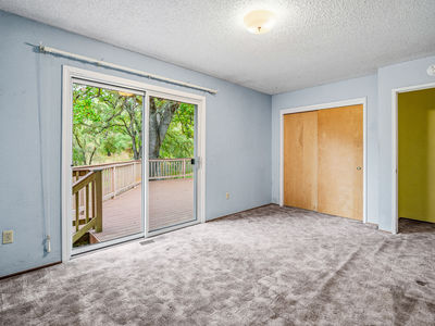 1999_LakehillsDrive_Int_Bedroom3_1_01