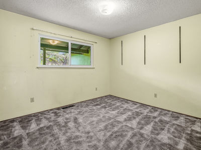 1999_LakehillsDrive_Int_Bedroom4_1_01