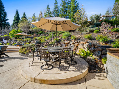 1154_TurquoiseWay_Ext_Rear_1_11