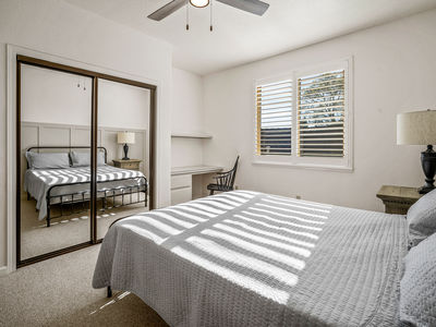 1154_TurquoiseWay_Int_Bedroom3_1_02